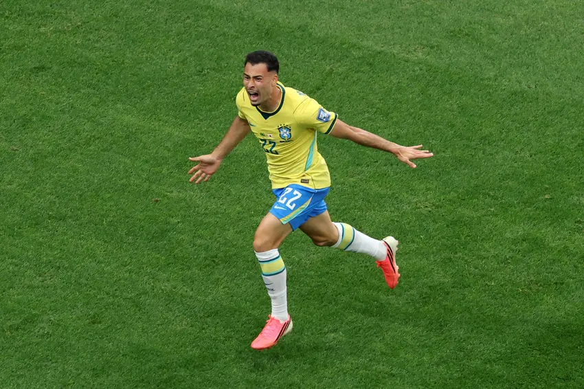 Martinelli celebra el gol de la remontada de Brasil ante Japón en el Mundial 2026.