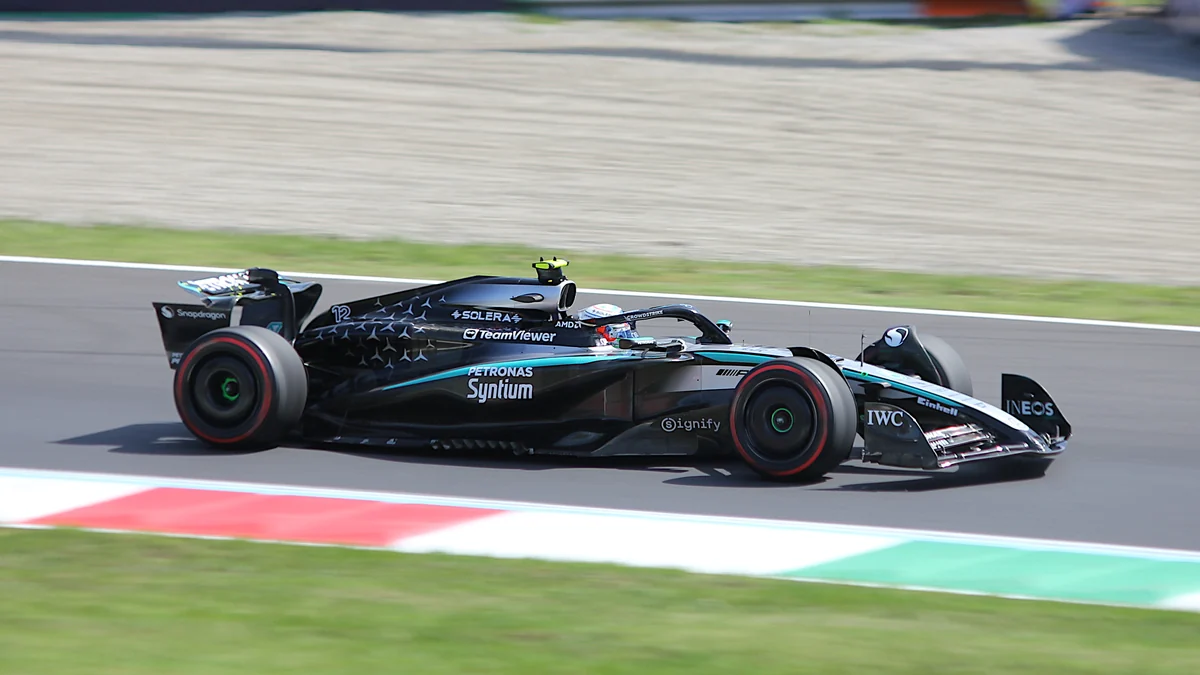 Kimi Antonelli’s number 12 Mercedes driving on track