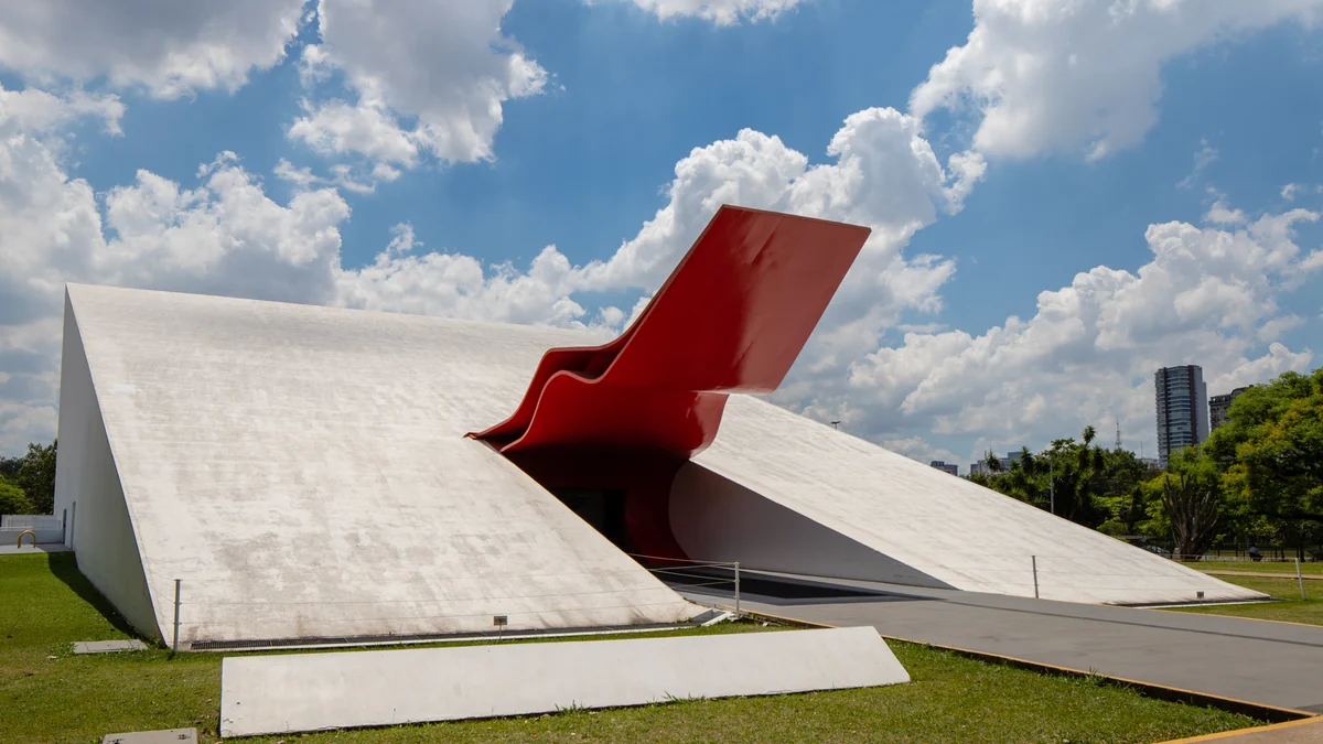 Exterior area of Auditório Ibirapuera in Parque Ibirapuera, São Paulo.