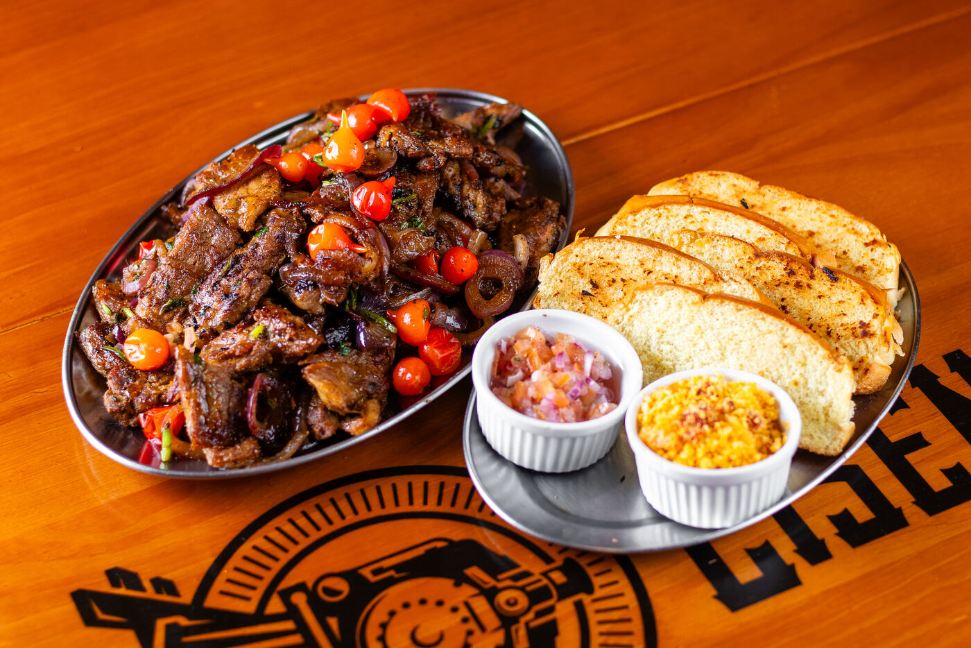 Carne Encebollada